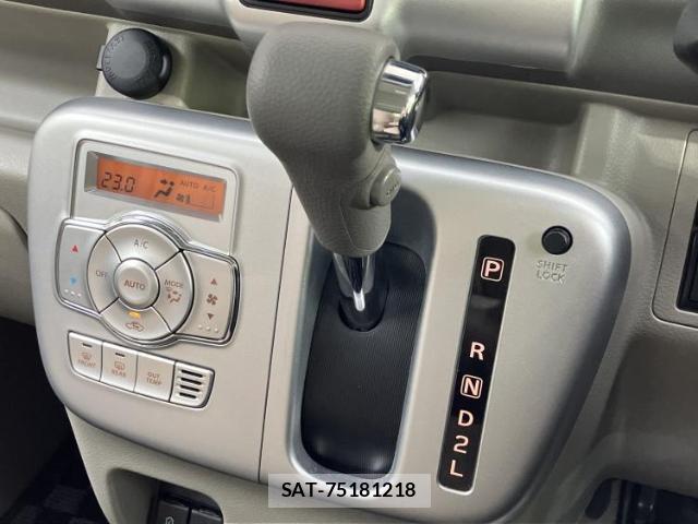 Suzuki EVERY WAGON 2023-04 8225117-17