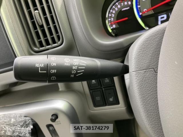 Suzuki EVERY WAGON 2026-04 8225157-11