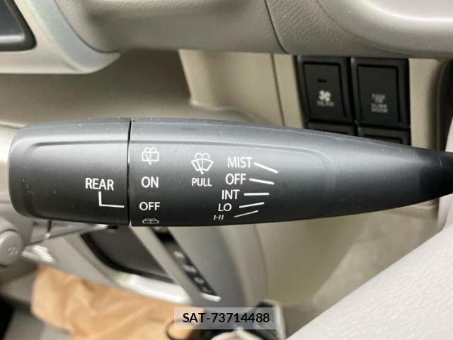 Suzuki EVERY WAGON 2026-04 8225234-11