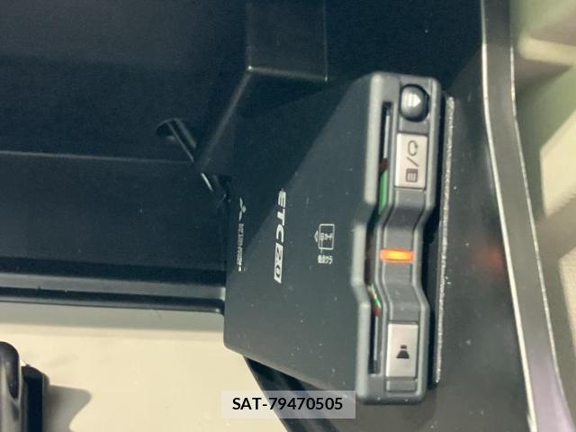 Suzuki EVERY WAGON 2023-06 8225407-16