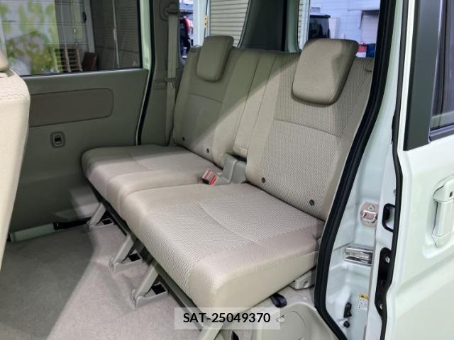 Suzuki EVERY WAGON 2026-03 8225439-7