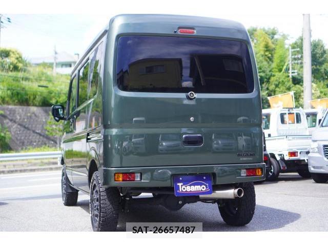 Suzuki EVERY 2021-04 8216144-14