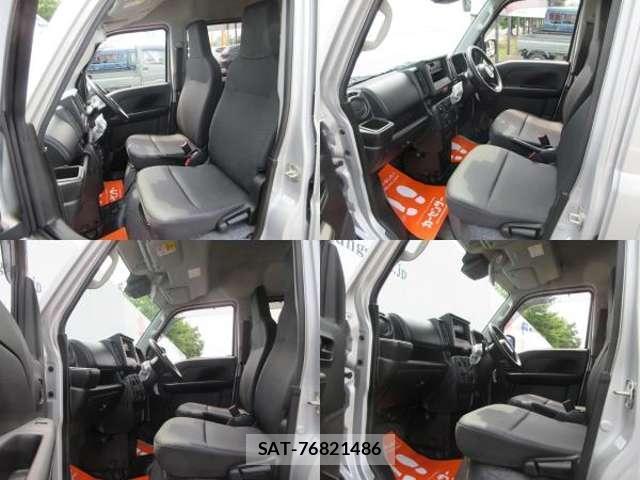 Suzuki EVERY 2026-06 8216283-3