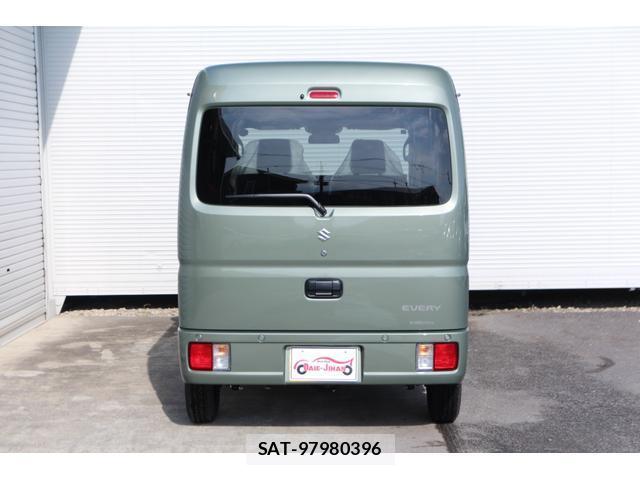 Suzuki EVERY 2026-06 8216341-11