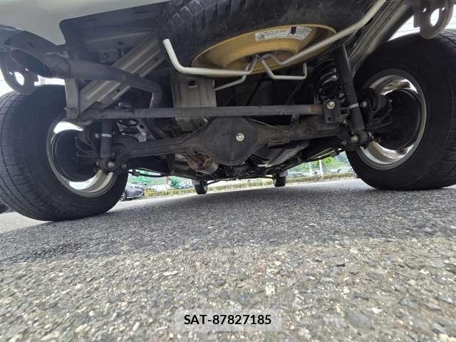 Suzuki EVERY 2017-01 8218135-18