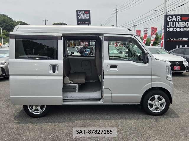 Suzuki EVERY 2017-01 8218135-9