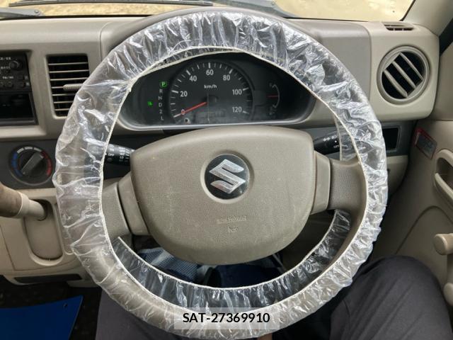 Suzuki EVERY 2006-03 8219826-10