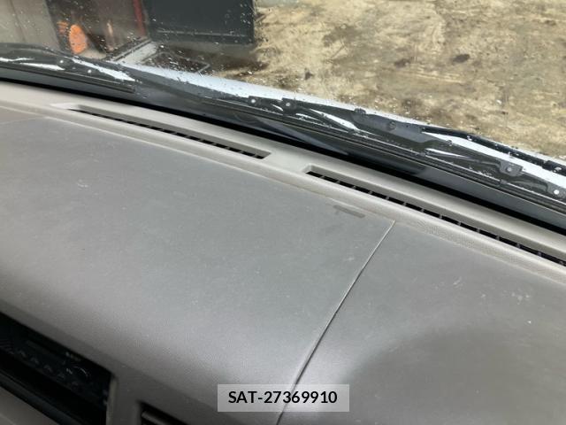 Suzuki EVERY 2006-03 8219826-14