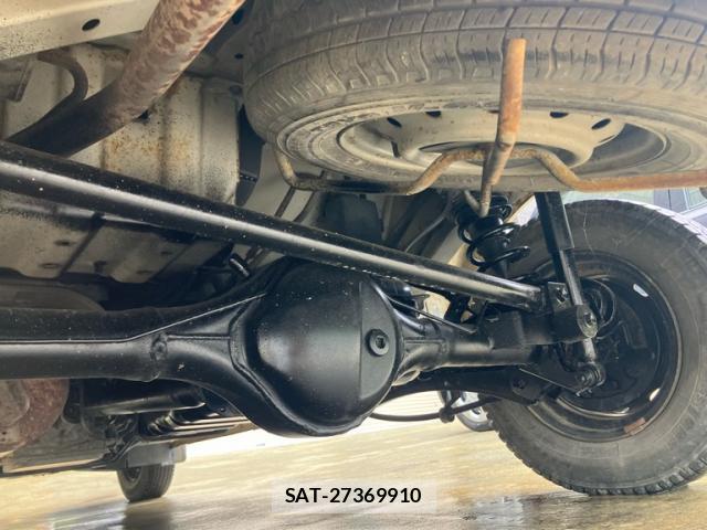 Suzuki EVERY 2006-03 8219826-3