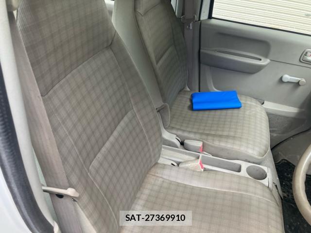 Suzuki EVERY 2006-03 8219826-7