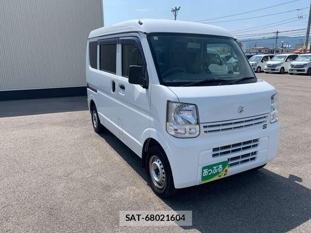 Suzuki EVERY 2018-11 8220351-3