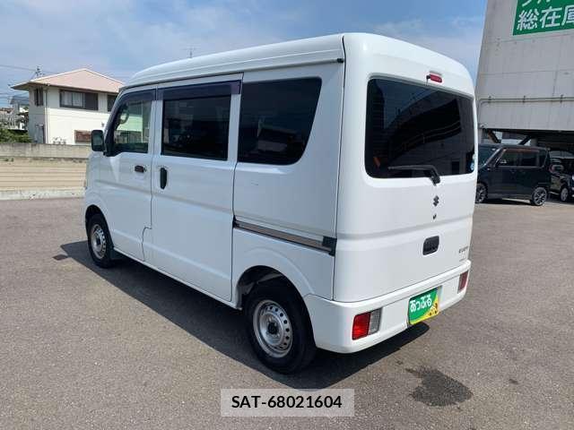 Suzuki EVERY 2018-11 8220351-7