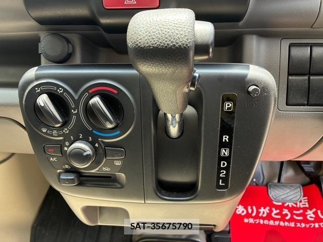 Suzuki EVERY 2021-07 8221115-14