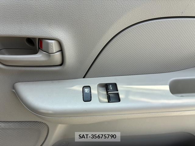 Suzuki EVERY 2021-07 8221115-17