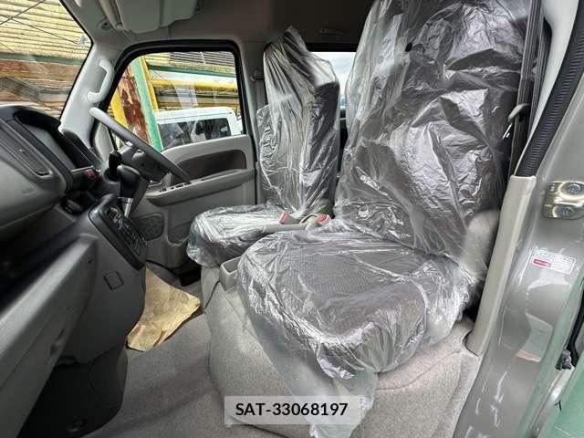 Suzuki EVERY 2025-08 8221289-4