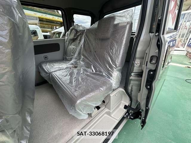 Suzuki EVERY 2025-08 8221289-5