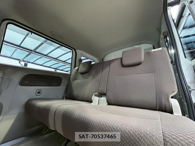 Suzuki EVERY 2015-04 8221399-15