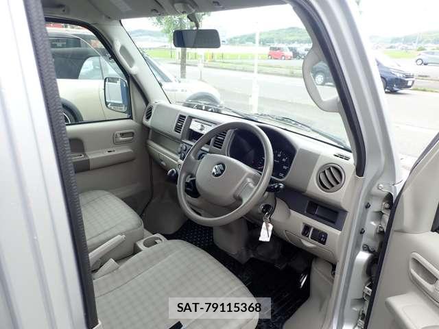 Suzuki EVERY 2010-02 8221466-12