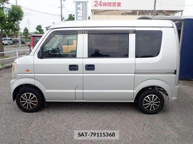 Suzuki EVERY 2010-02 8221466-8