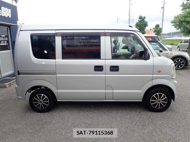 Suzuki EVERY 2010-02 8221466-9