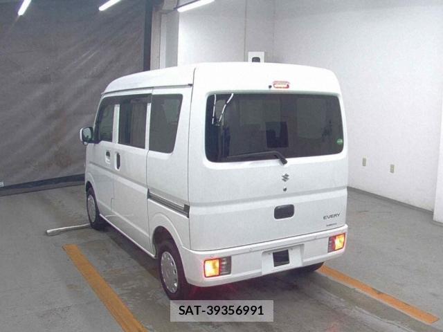 Suzuki EVERY 2019-07 8222161-1