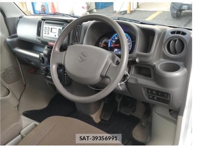 Suzuki EVERY 2019-07 8222161-2