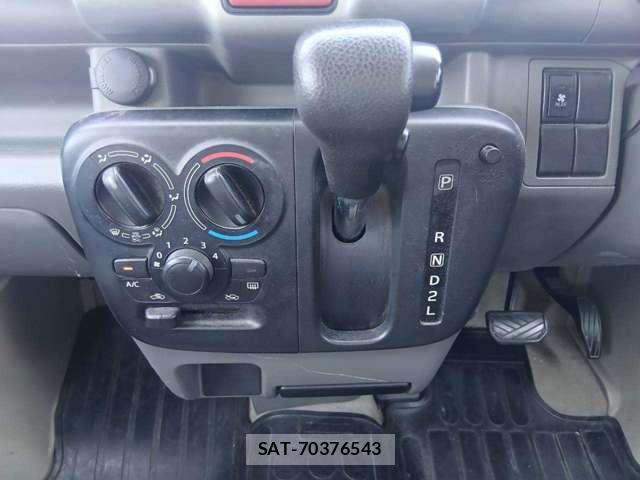 Suzuki EVERY 2019-11 8222670-15