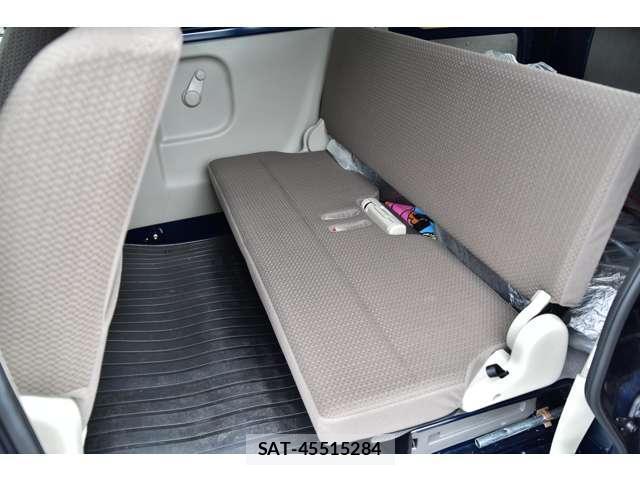 Suzuki EVERY 2024-03 8222780-15