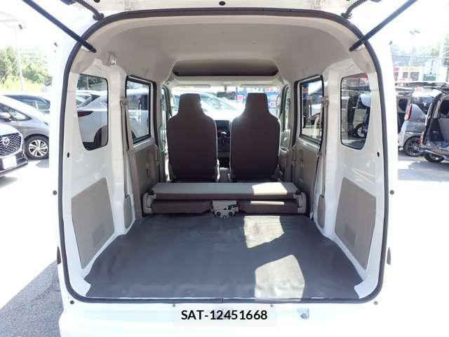 Suzuki EVERY 2024-01 8223837-13