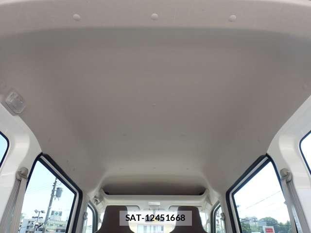 Suzuki EVERY 2024-01 8223837-15
