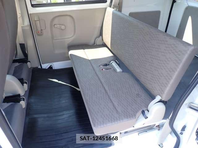 Suzuki EVERY 2024-01 8223837-9