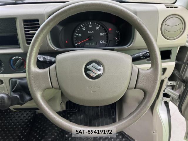 Suzuki EVERY 2012-05 8225297-10