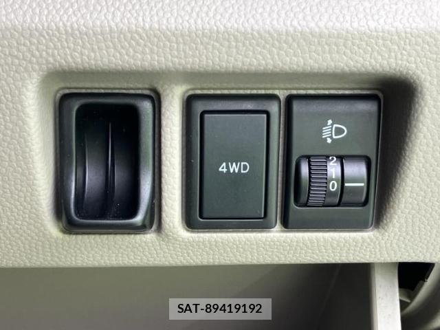 Suzuki EVERY 2012-05 8225297-14