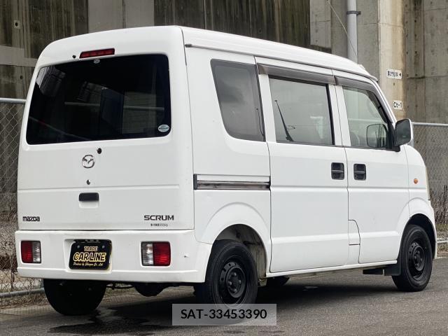 Suzuki EVERY 2010-07 8225609-1