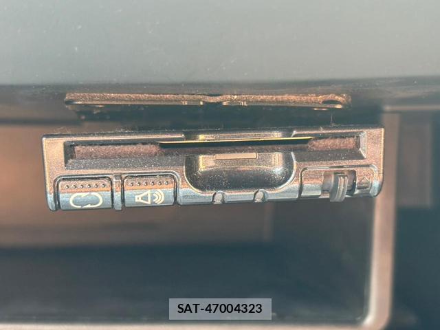 Subaru EXIGA CROSSOVER 2016-07 8220781-6