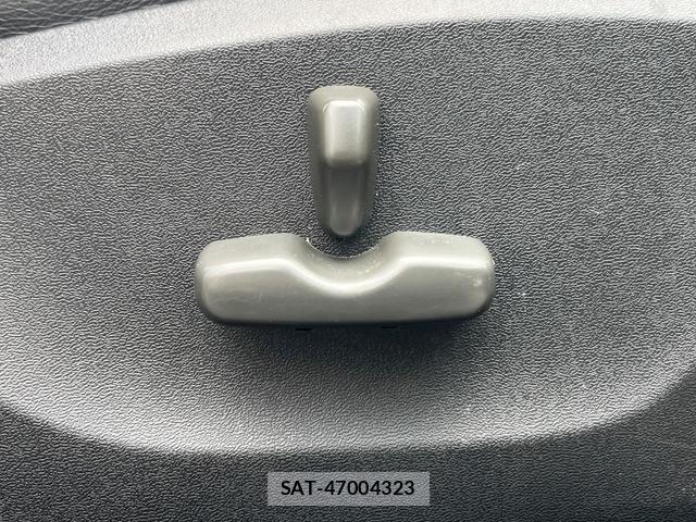 Subaru EXIGA CROSSOVER 2016-07 8220781-8