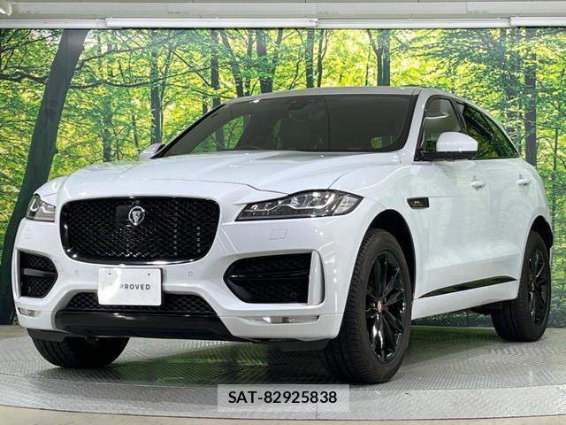 Jaguar F-PACE 2019-02 8219464-14