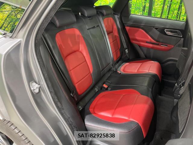 Jaguar F-PACE 2019-02 8219464-7