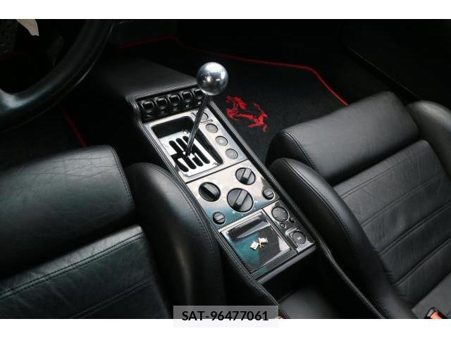 Ferrari F355 1995-02 8223870-10