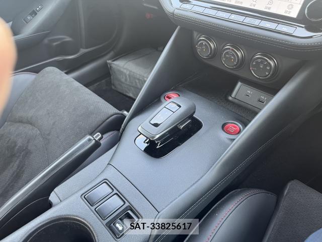 Nissan FAIRLADY Z 2024-12 8216223-9
