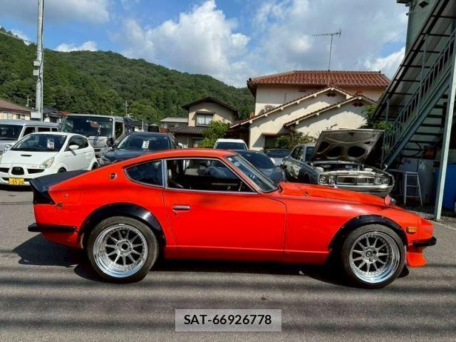 Nissan FAIRLADY Z 1977-12 8220913-19