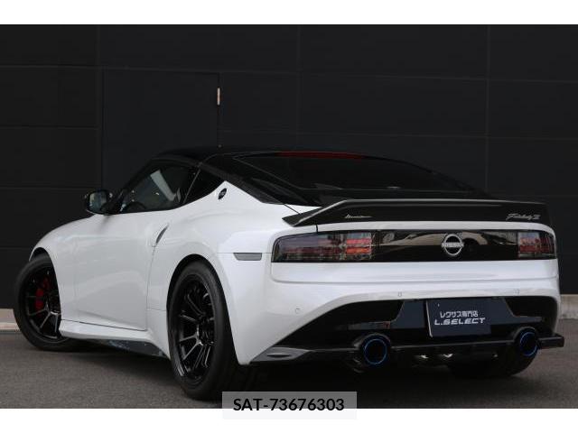 Nissan FAIRLADY Z 2023-10 8224096-4