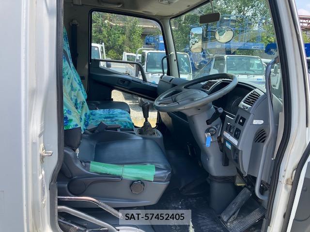 MITSUBISHI FUSO Fighter 2011 8217173-2
