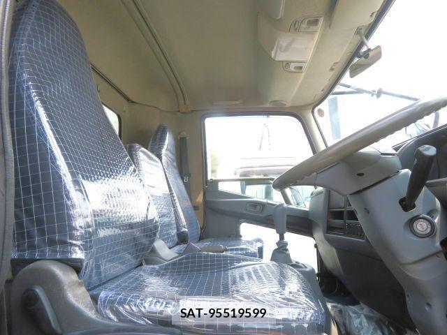 MITSUBISHI FUSO Fighter 2009-12 8219923-14
