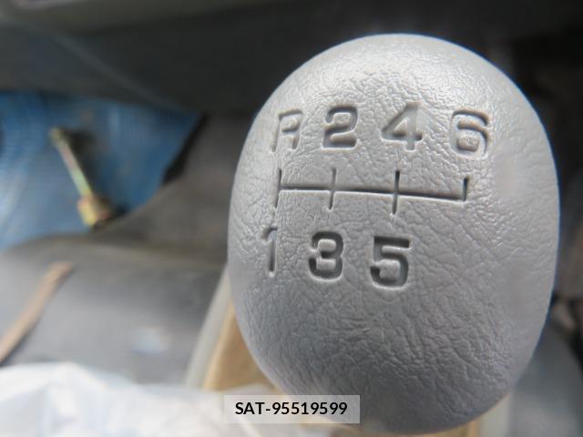MITSUBISHI FUSO Fighter 2009-12 8219923-18