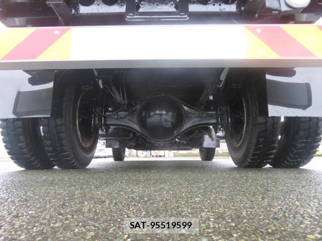 MITSUBISHI FUSO Fighter 2009-12 8219923-9