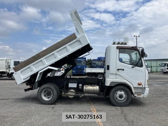 MITSUBISHI FUSO Fighter 2014 8221776-14