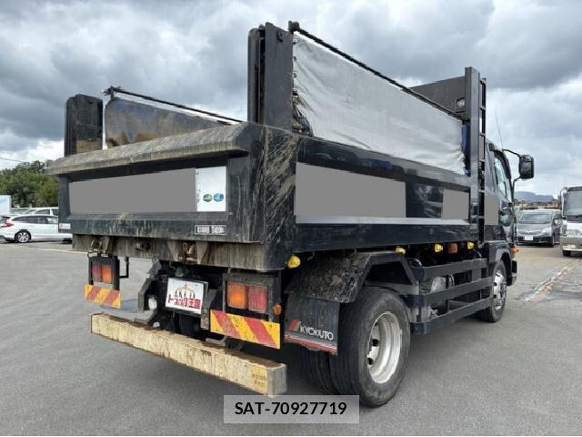 MITSUBISHI FUSO Fighter 2023 8221782-1