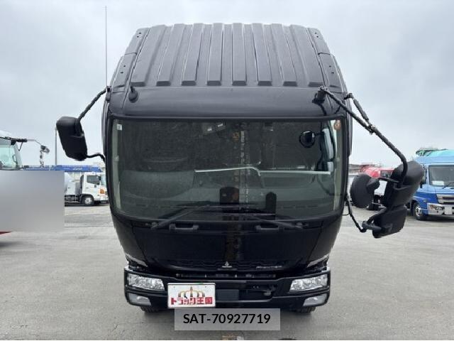 MITSUBISHI FUSO Fighter 2023 8221782-14