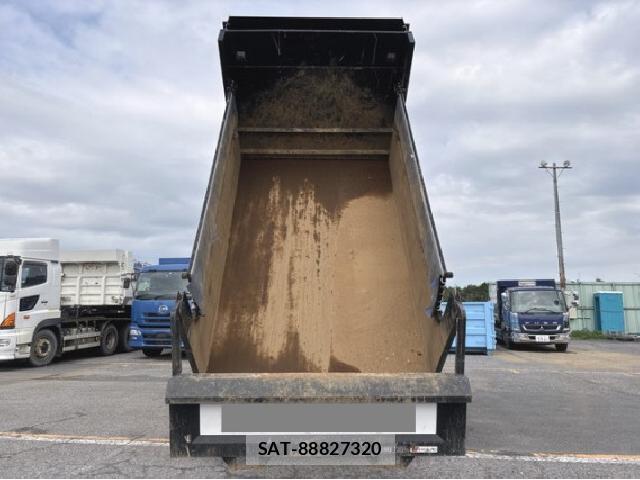 MITSUBISHI FUSO Fighter 2023 8221783-15